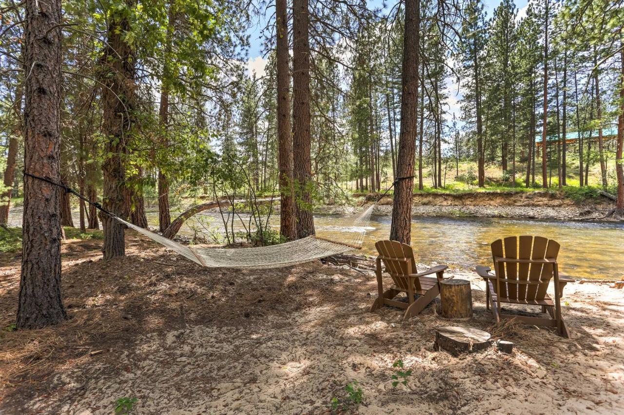 Riverside Winthrop Chalet With Hot Tub And 2 Decks! Dış mekan fotoğraf