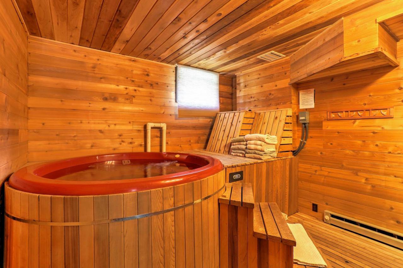 Riverside Winthrop Chalet With Hot Tub And 2 Decks! Dış mekan fotoğraf